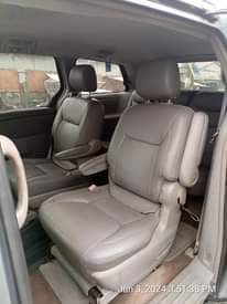 A picture of Nigeria used Toyota Sienna