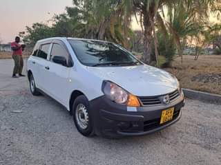 classifieds/cars nissan