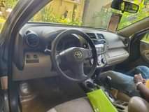 A picture of Toyota RAV4 2011