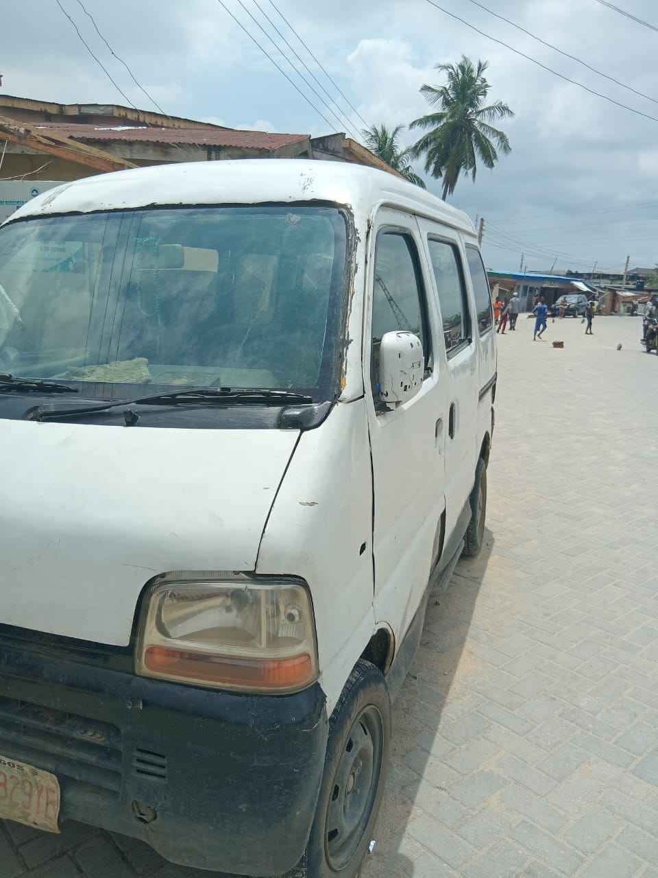 A picture of 08126203895 Manual drive Engine and gear is in perfect shape