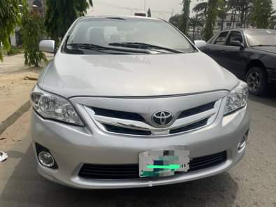 A picture of Toyota Corolla 2012 model Sound engine Smooth gear AC Chilling