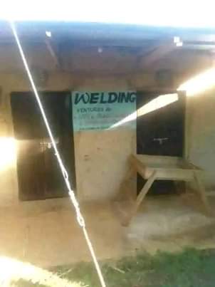A picture of Iam selling this plots ready for residential and settlement electricity