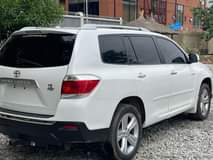 A picture of CLEAN REGISTERED TOYOTA HIGHLANDER LIMITED EDITION 2012 MODEL 6 8M