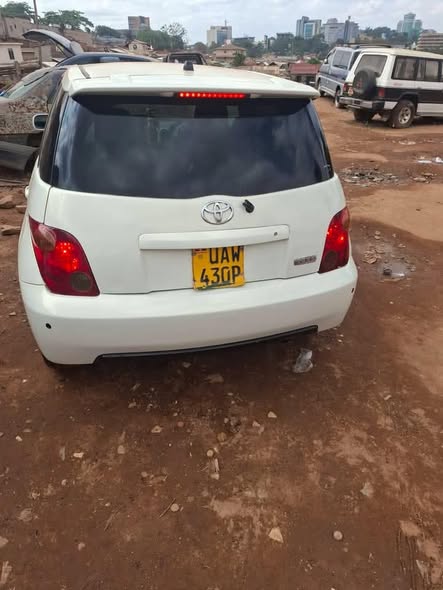 A picture of IST 13 5M CALL 0701488581 WHAT S APP 0776417404