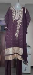 A picture of Indian dress used good condition