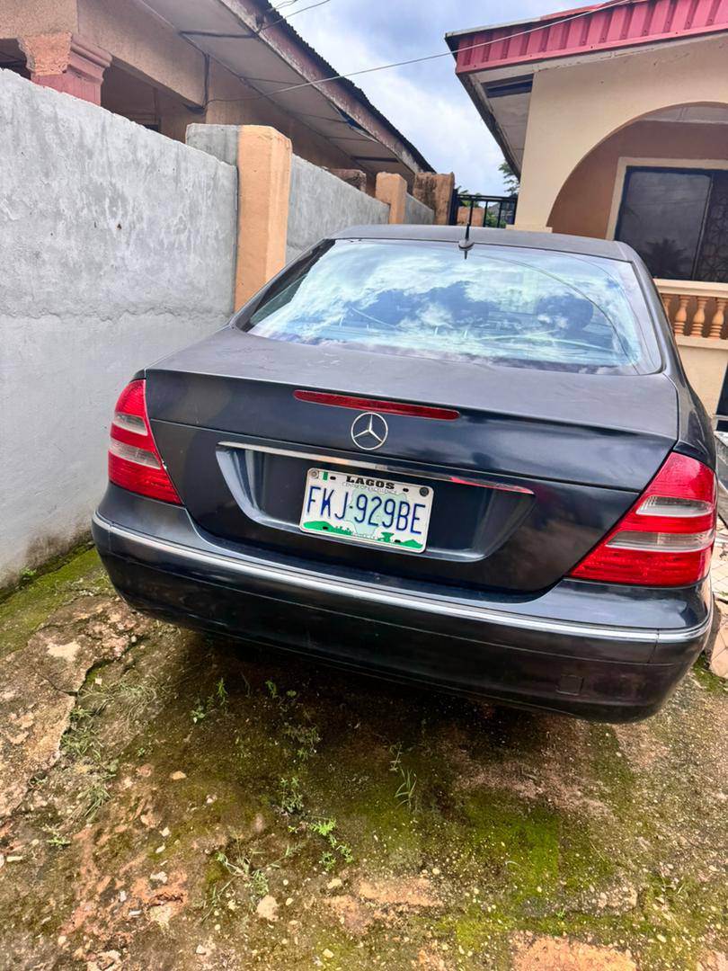 A picture of Benz E320