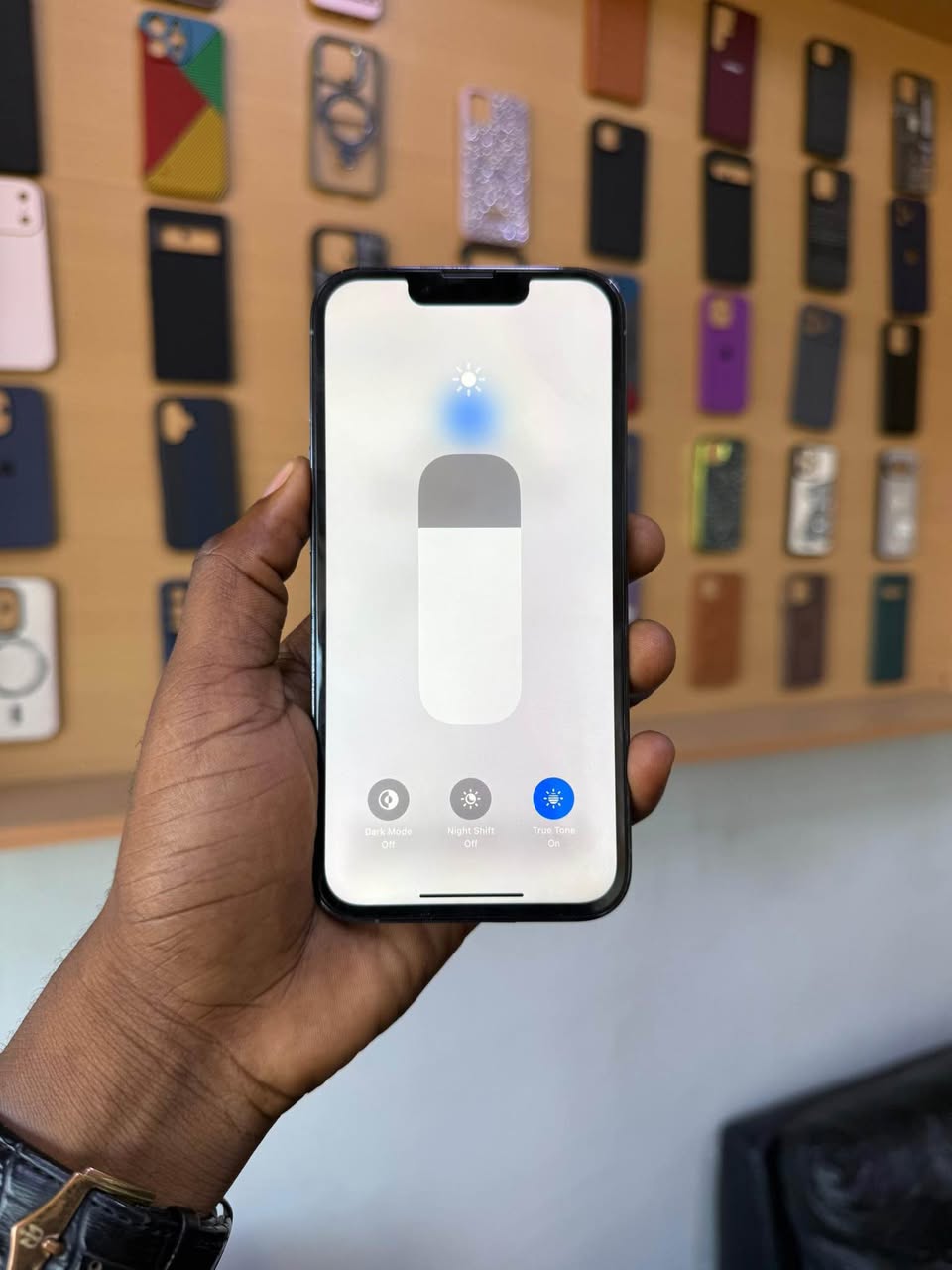 A picture of Iphone 13 pro
