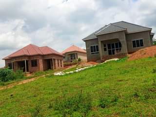 A picture of  DEAL YAKISUBUZI plot with readytitle On quick sale Matugga
