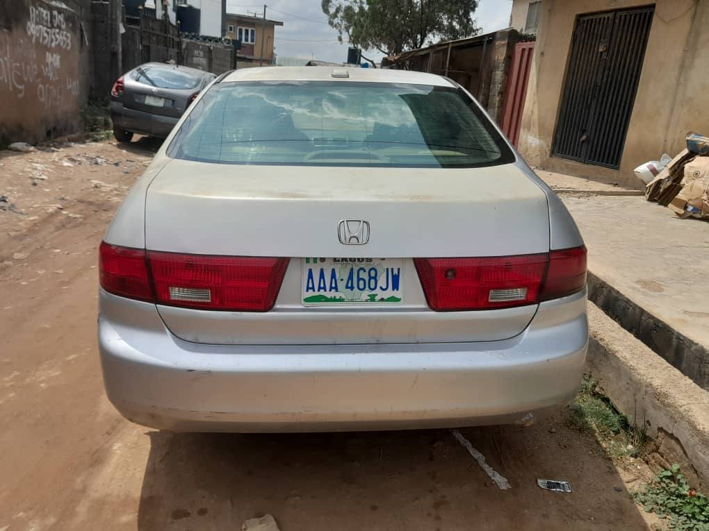 A picture of Honda Accord EOD 05