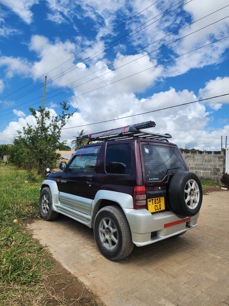A picture of Pajero mini