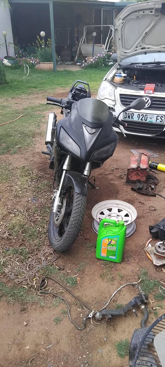 yamaha r25