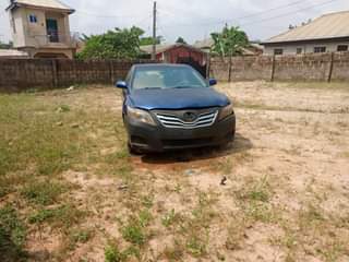 A picture of Toyota Camry 08