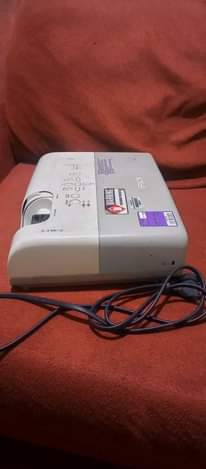 A picture of Am selling a used projector