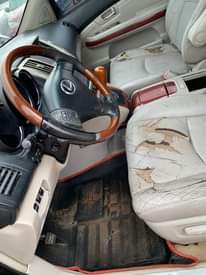 A picture of Lexus Rx 330 2005 modern