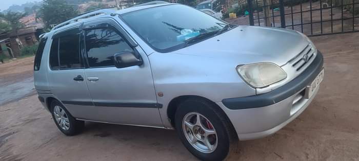 A picture of Toyota Raum