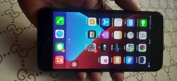 A picture of Iphone 7 Plus