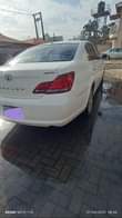 A picture of Toyota Avalon 2009 Model