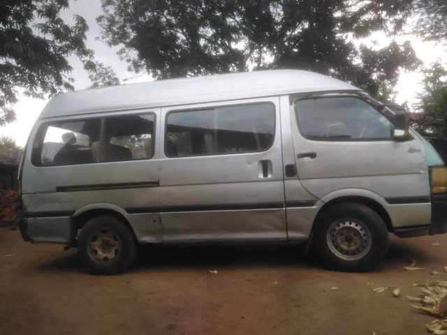 used toyota hiace