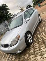 A picture of 2005 toyota Matrix