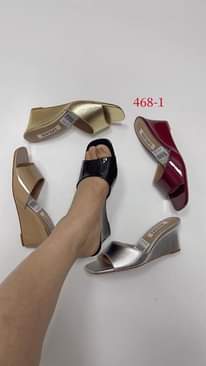 A picture of CLASSY SHOES