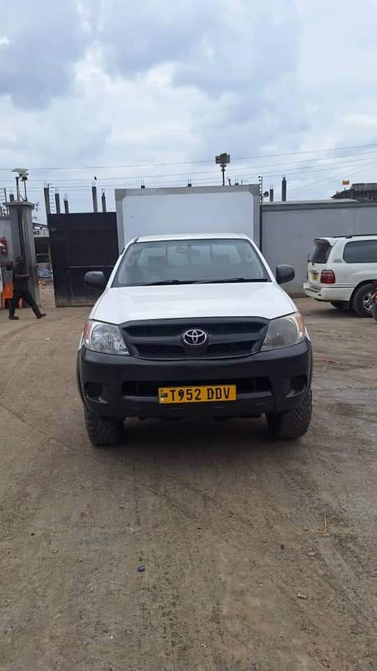 used toyota hilux