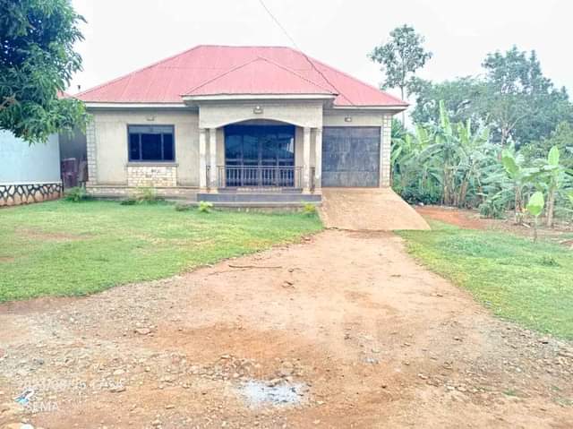 A picture of 3 bedroomed Home after Bulenga