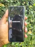 A picture of Samsung galaxy S8 Duos