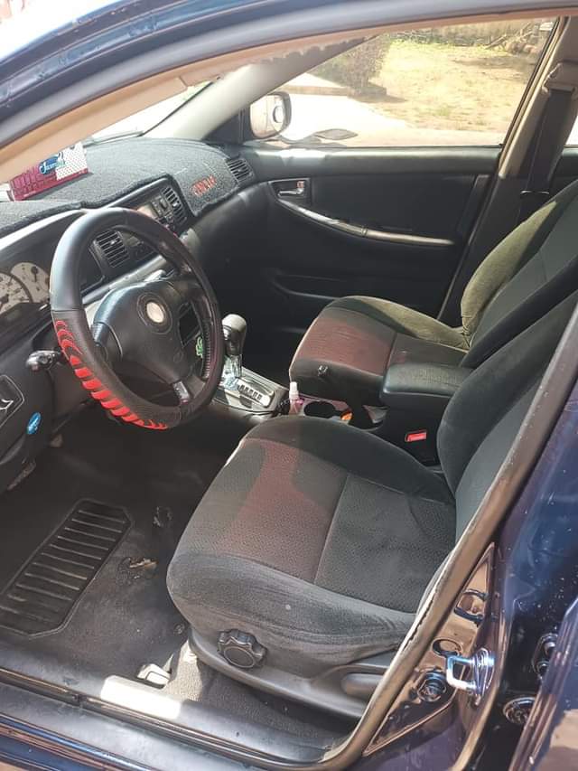 A picture of Toyota Corolla S 2003 2004