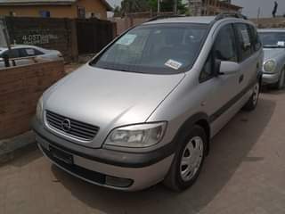 opel zafira
