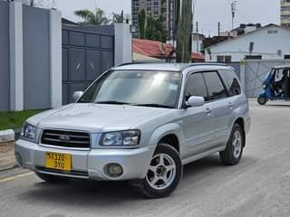 A picture of Subaru Forester Kali sana Usajiri namba T 120 DYU Mwaka
