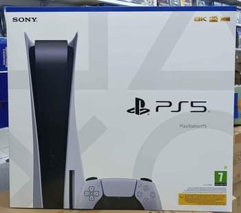 A picture of PS5 UK USED FULL SET