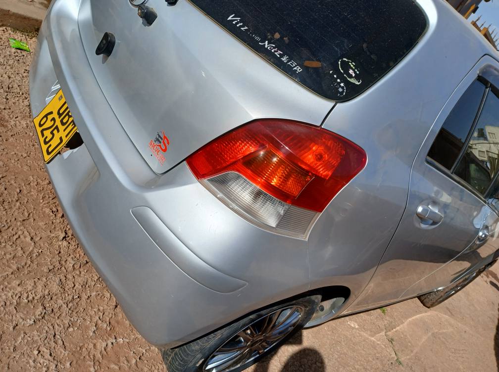 A picture of Toyota Vitz on sale Very Excellent condition or whatsapp 0751559193