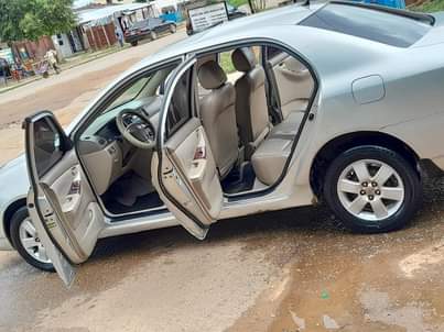 A picture of Toyota Corolla 2004