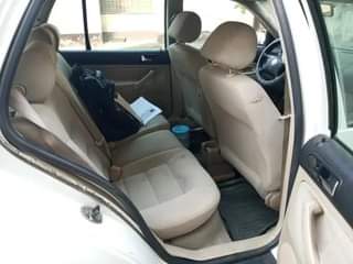 A picture of Volkswagen Golf 2003