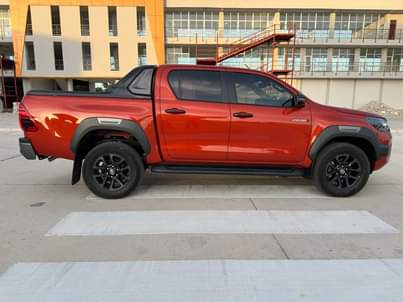 A picture of TOYOTA HILUX LEGEND 2023 UNREGISTERED
