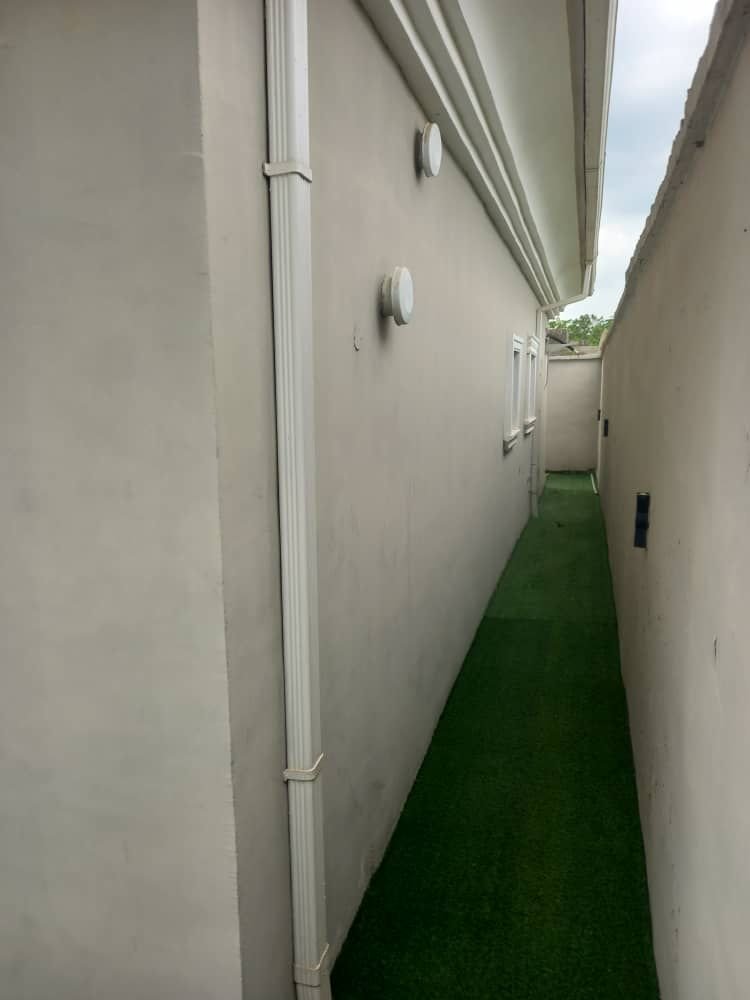 A picture of 3 beds 4 bath House