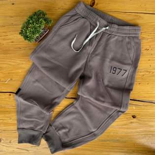 A picture of Mzigo mpya wa sweetpants dukani kwetu karibuni sana Mawasiliano tuchek