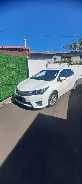 used toyota corolla