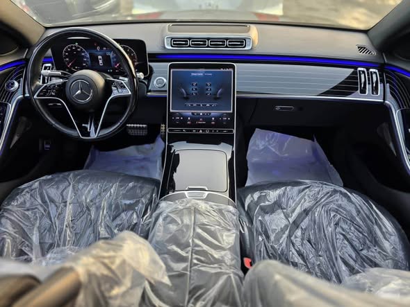 A picture of Foreign used 2022 Mercedes Benz S580 in pristine condition