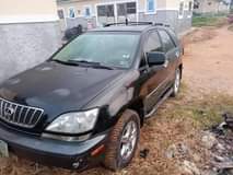 A picture of 2003 rx300 08167484423