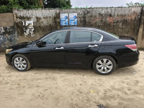 A picture of Distress 2008 Honda V6 3 5 million