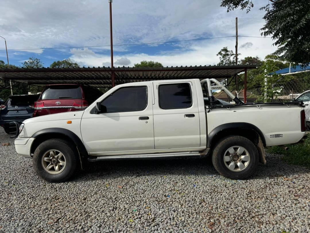 used nissan hardbody