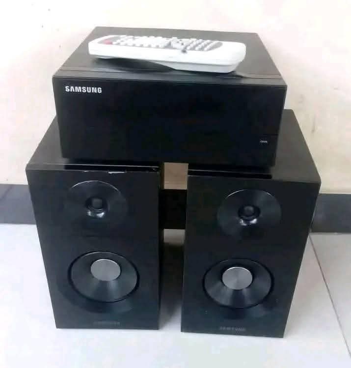 A picture of Samsung Bluetooth Home Theater