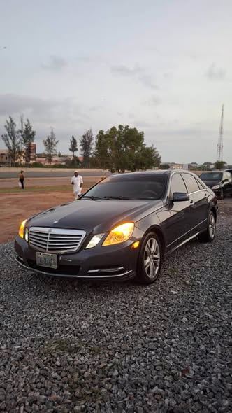 A picture of 2011 E350