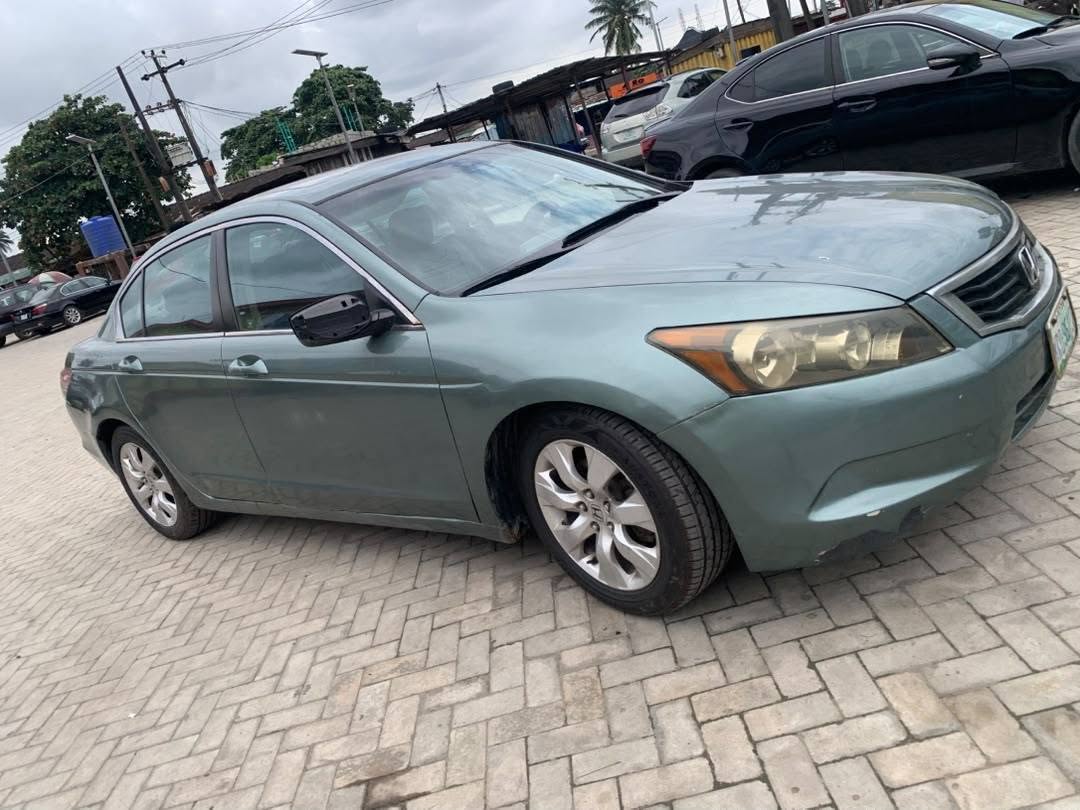 A picture of HONDA ACCORD 2008 FOR SALE Condition Neatly used Nigerian used