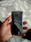 A picture of Samsung s10e