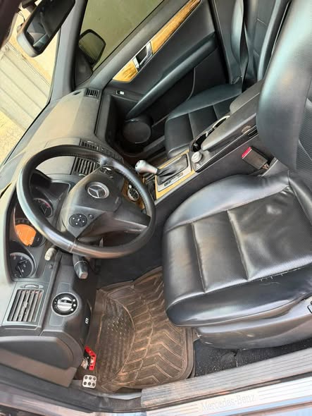 A picture of Sari Clean Used Mercedes Benz C350 with smoky engine available