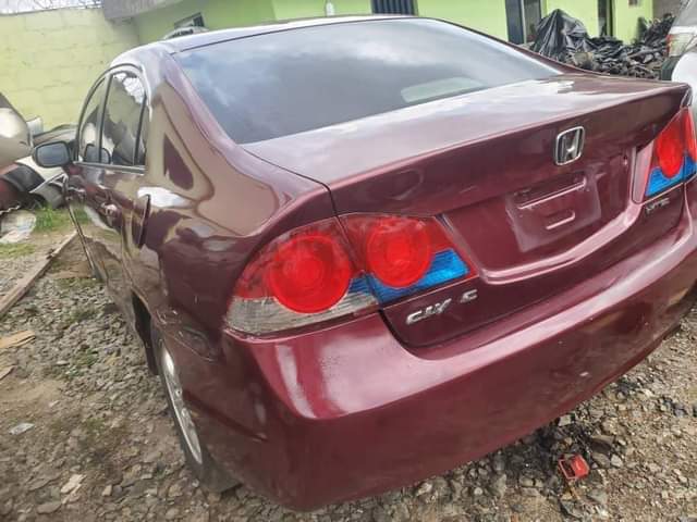 A picture of 2006 Honda Civil