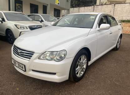A picture of Toyota Mark x