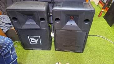 A picture of Ev speakers